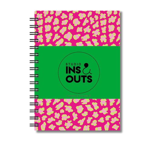 Plakboek A5 Op Maat | Fotoboek Eigen Tekst | Gepersonaliseerd Scrapbook | A5 - 14,9x21cm | Roze Panterprint