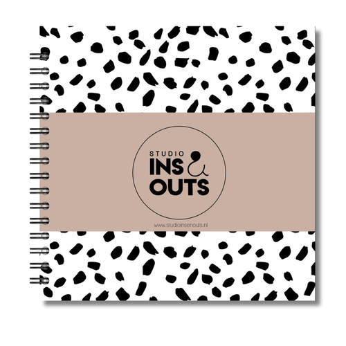 Plakboek Op Maat | Fotoboek Eigen Tekst | Gepersonaliseerd Scrapbook | Vierkant 21x21cm | Dots Sand