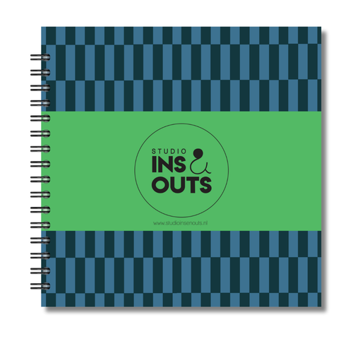 Plakboek Op Maat | Fotoboek Eigen Tekst | Gepersonaliseerd Scrapbook | Vierkant 21x21cm | Stoere Hokjes