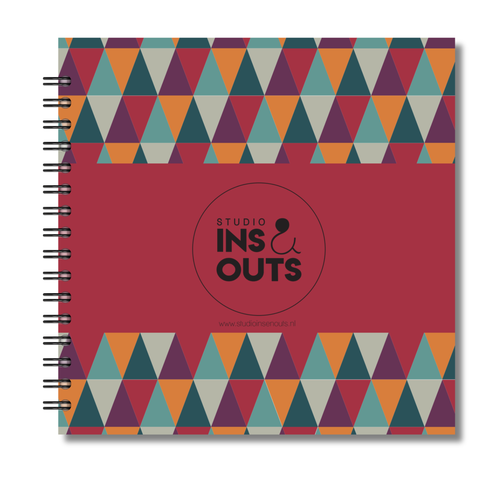 Plakboek Op Maat | Fotoboek Eigen Tekst | Gepersonaliseerd Scrapbook | 21x21cm | Driehoekjes